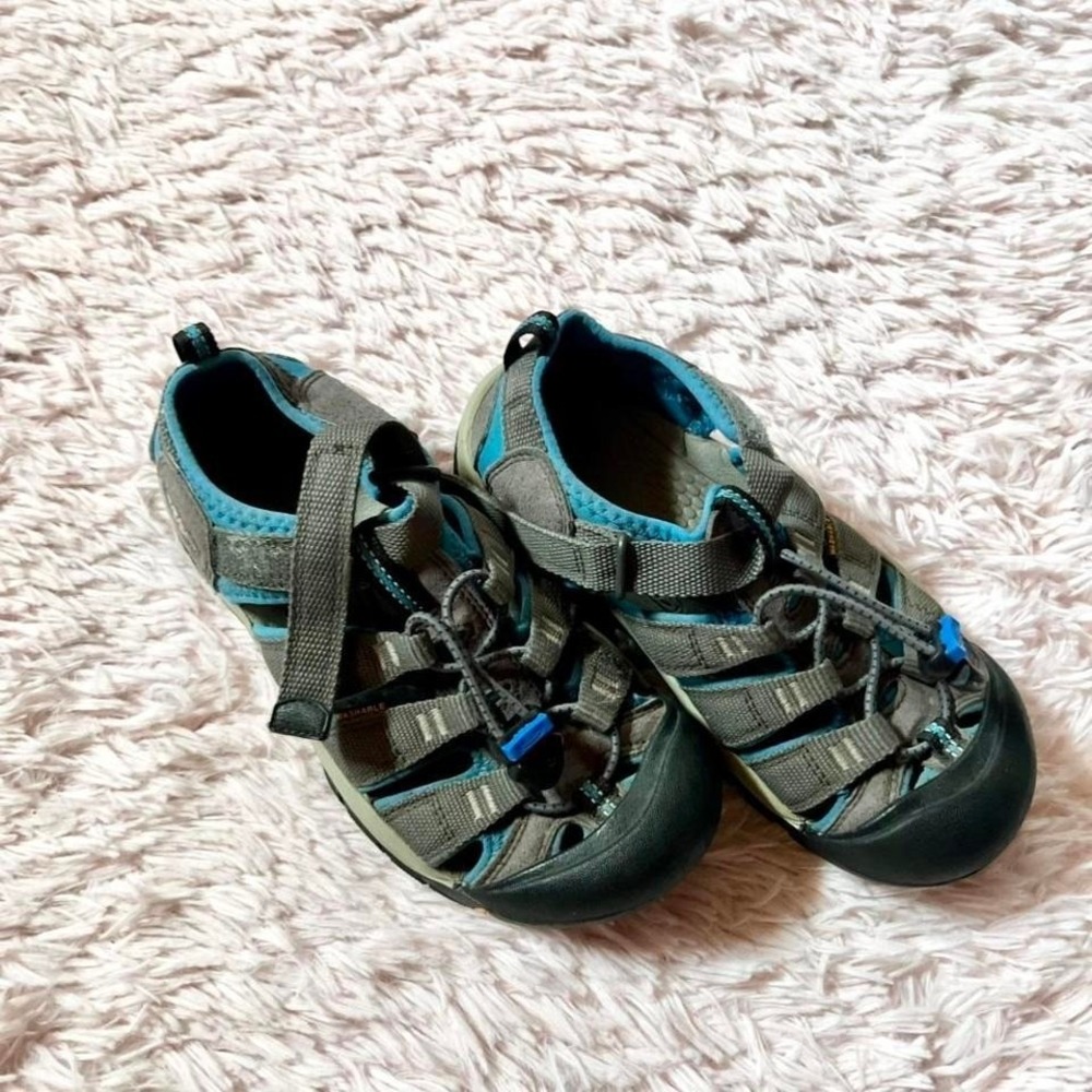 Keen Kids 3 Summer Hiking Sandals Gorpcore Hook & Loop Forest Mountain Outdoors